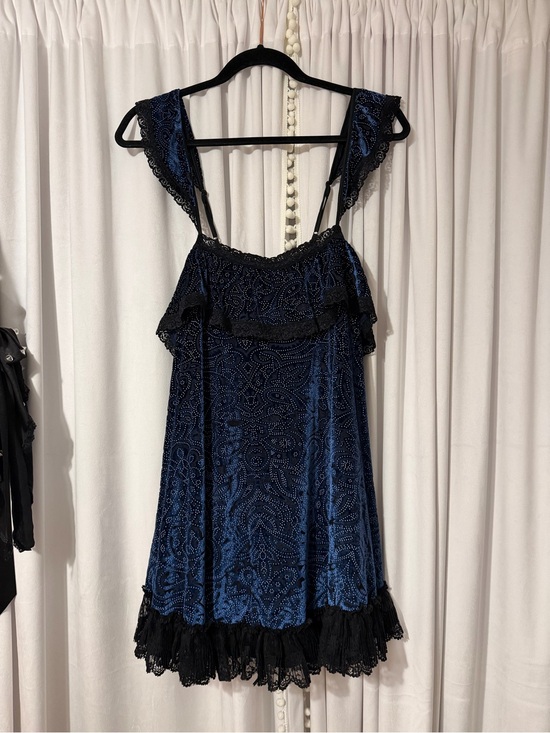 Kimchi Blue Dresses & Skirts - Kimchi Blue Navy Blue Velvet Lace-Trim Mini Dress